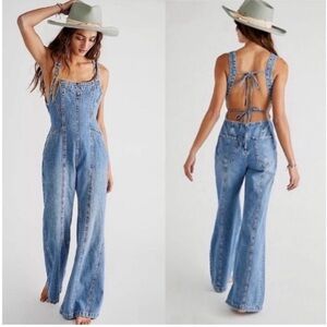Free People Kendra Seamed Square Neck Tie Back Flare Denim Jumpsuit Sz M